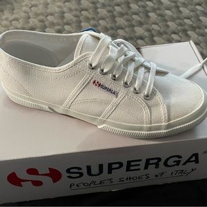Superga Sneakers